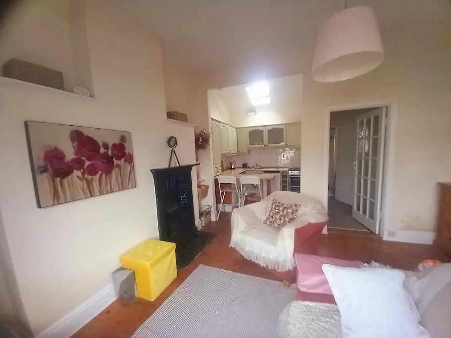 Cosy Cottage In The City location